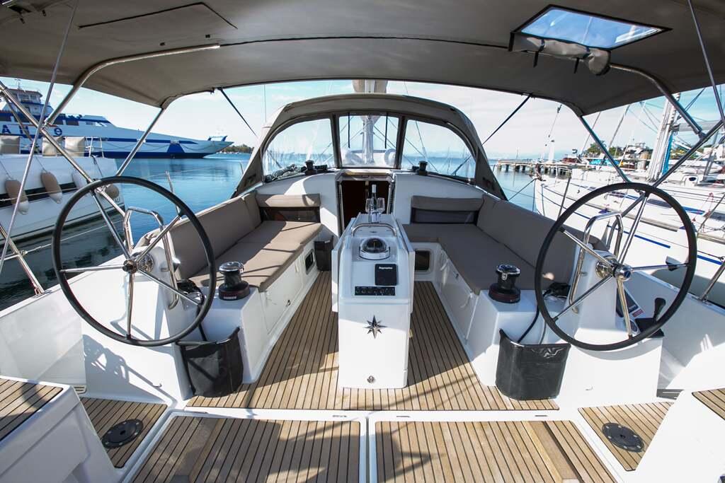 Sun Odyssey 440 Endeavour