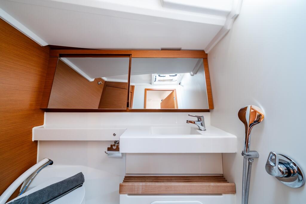 Sun Odyssey 440 Orfeas