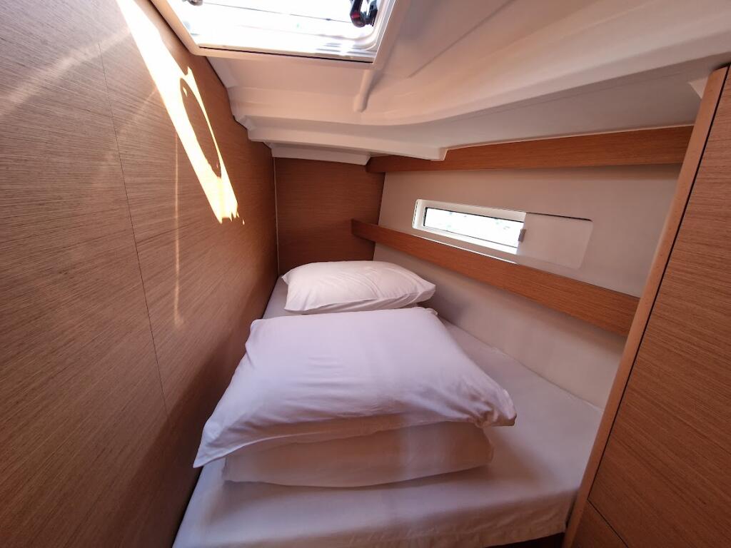 Sun Odyssey 440 Vela