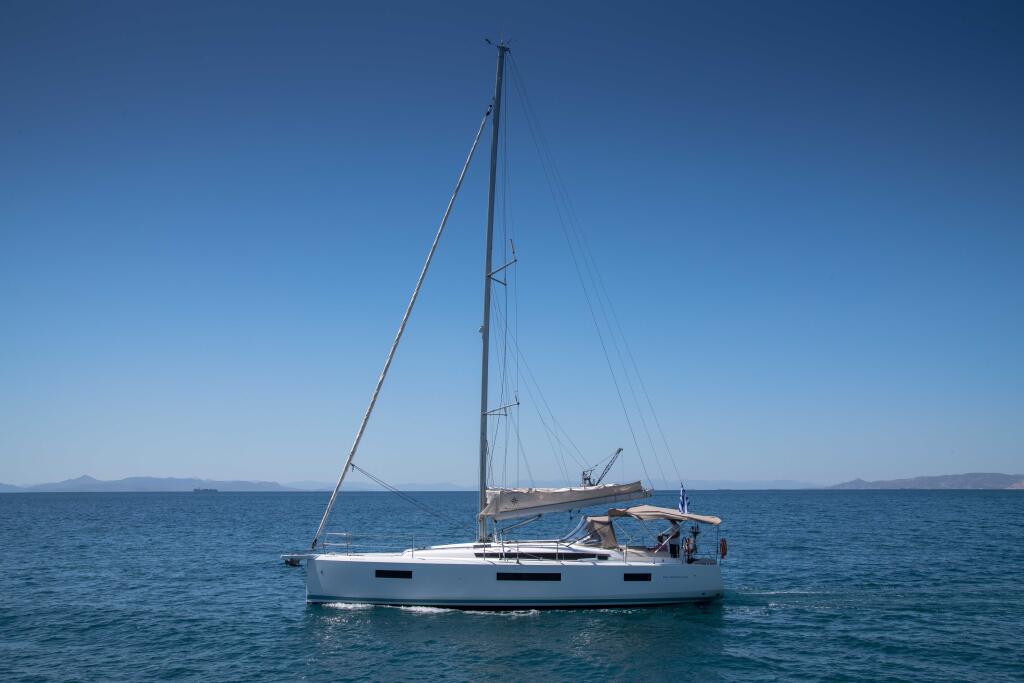 Sun Odyssey 440 Ocean Song