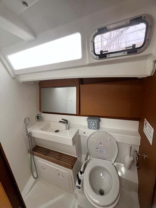 Sun Odyssey 440 Musica