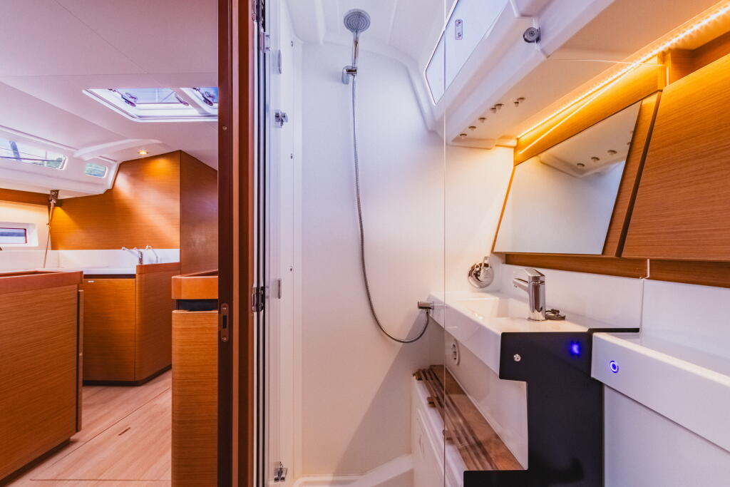 Sun Odyssey 440 Rhythm & Blues