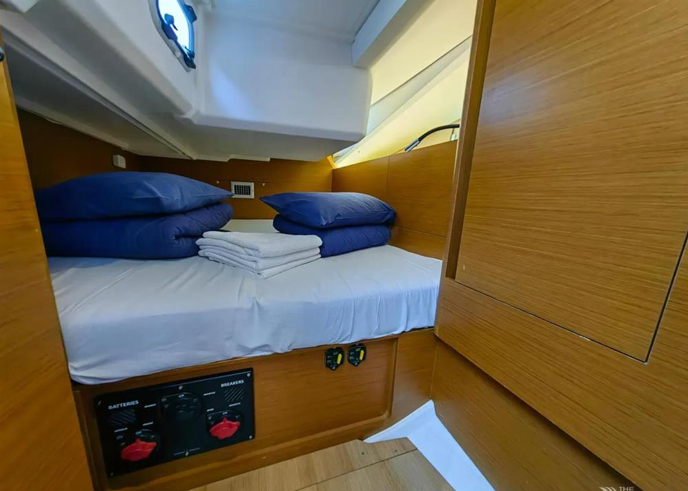 Sun Odyssey 440 Negroni