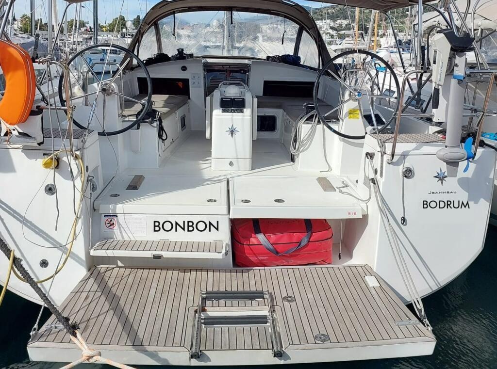 Sun Odyssey 440 Bonbon