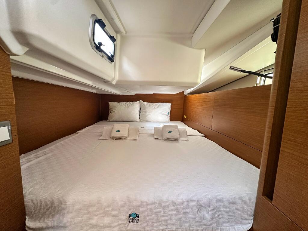 Sun Odyssey 440 Bonbon