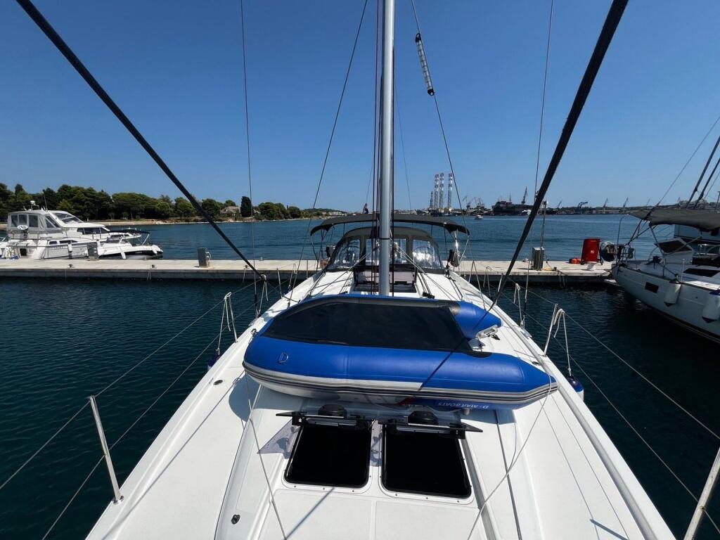Sun Odyssey 440 Leona