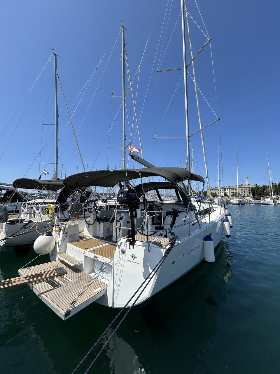 Sun Odyssey 440 Ares