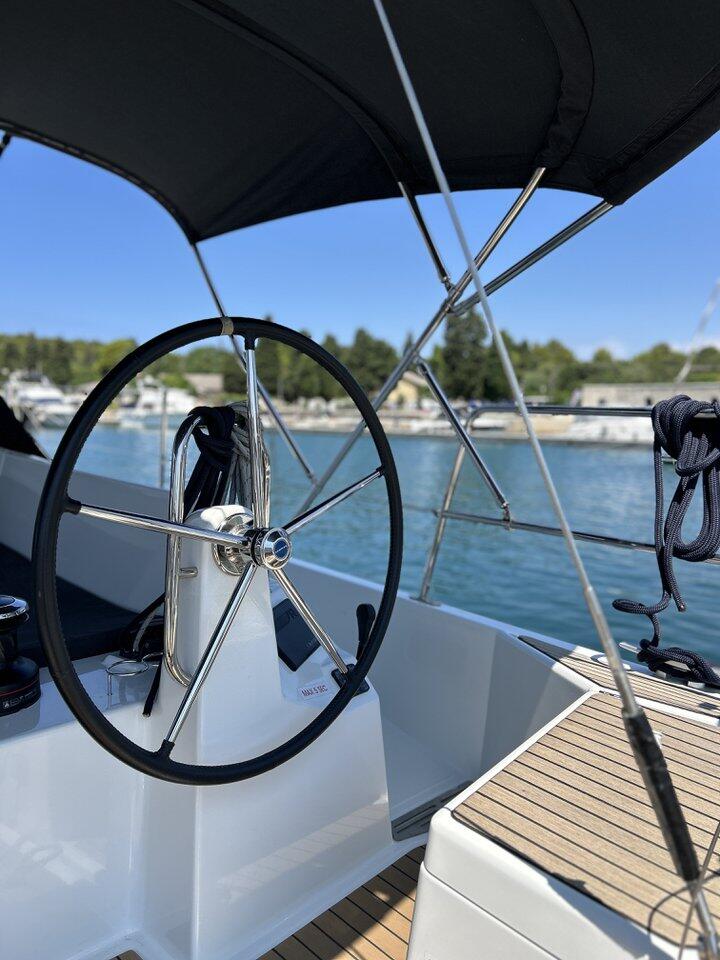 Sun Odyssey 440 Ares