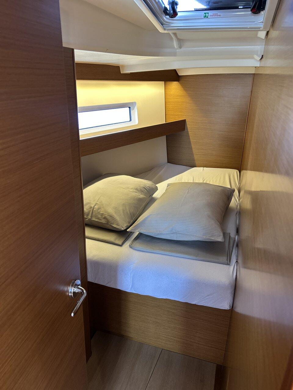 Sun Odyssey 440 Ares