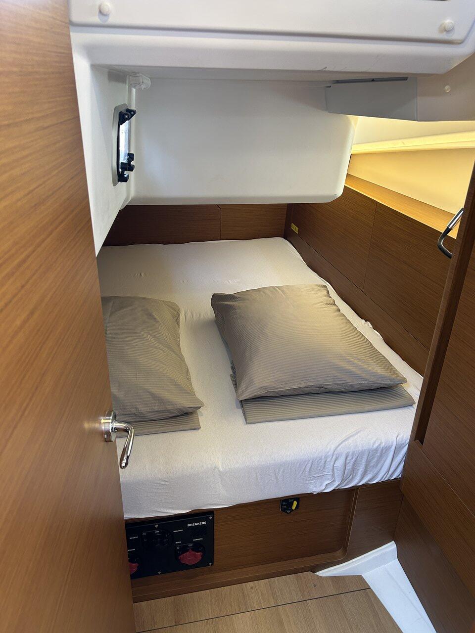 Sun Odyssey 440 Ares