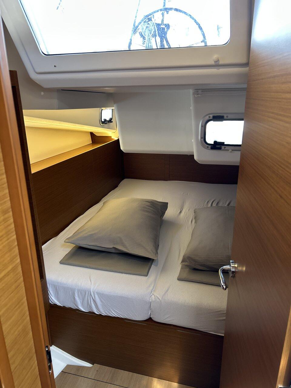 Sun Odyssey 440 Ares