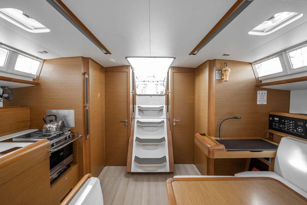Sun Odyssey 479 Alpha