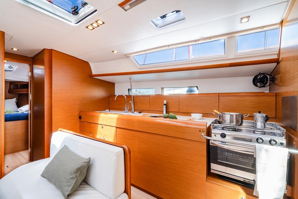 Sun Odyssey 479 Sofia