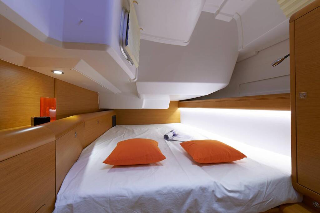 Sun Odyssey 479 Lucky Rain