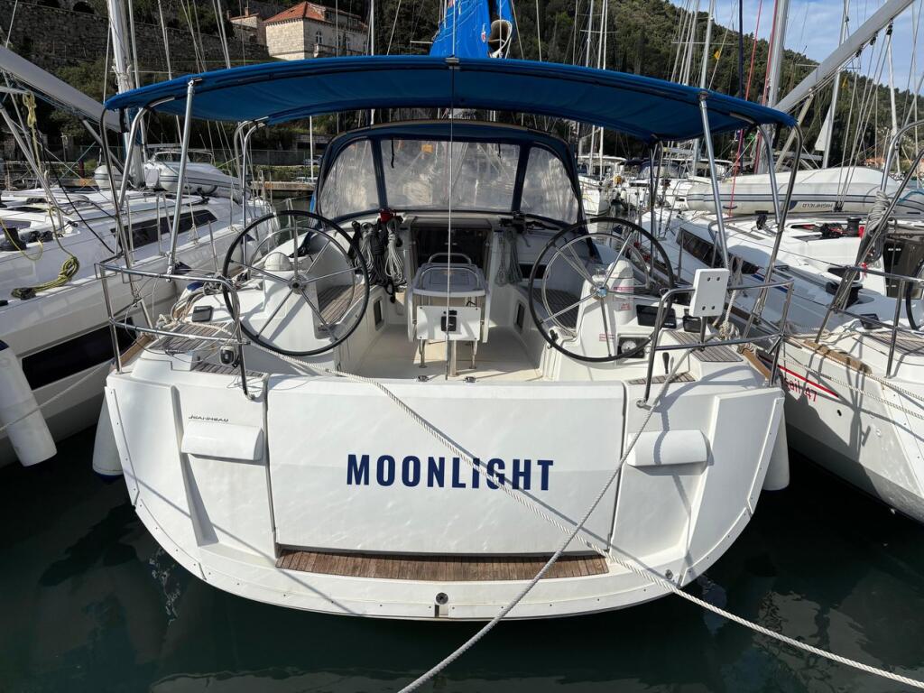 Sun Odyssey 479 Moonlight