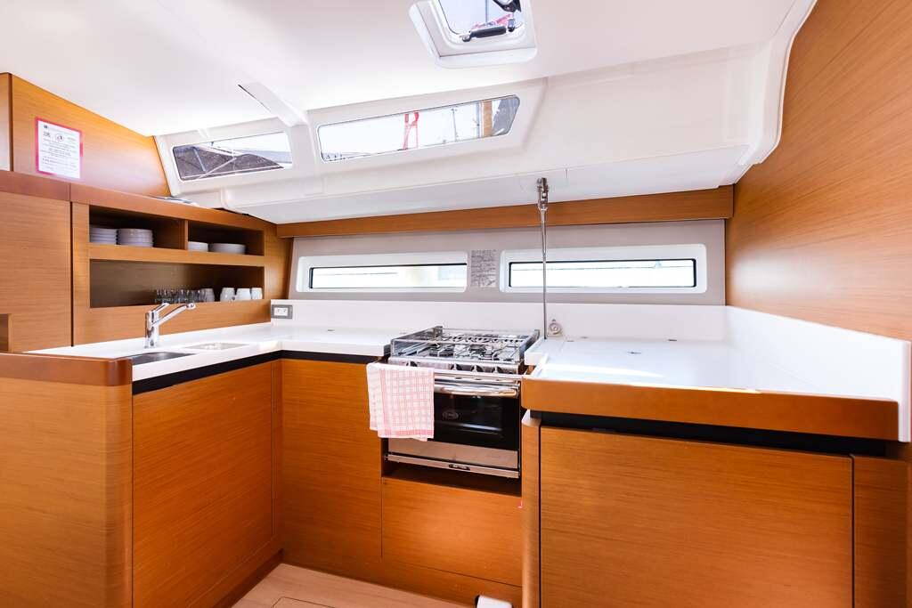 Sun Odyssey 490 Lydia