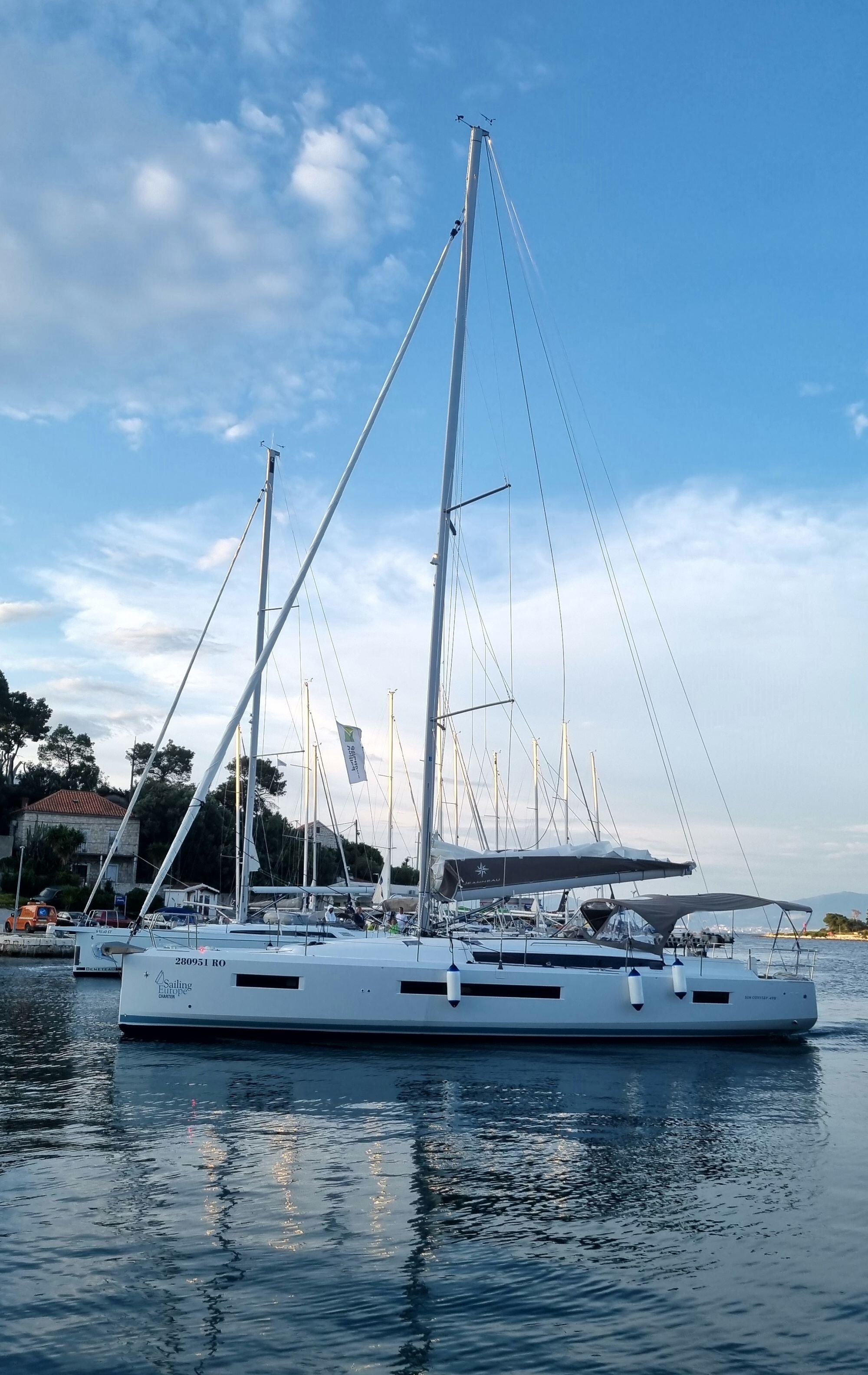 Sun Odyssey 490 Izzy