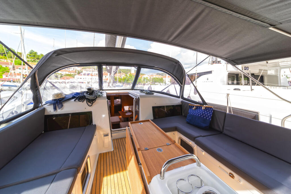 Sun Odyssey 490 First Ride