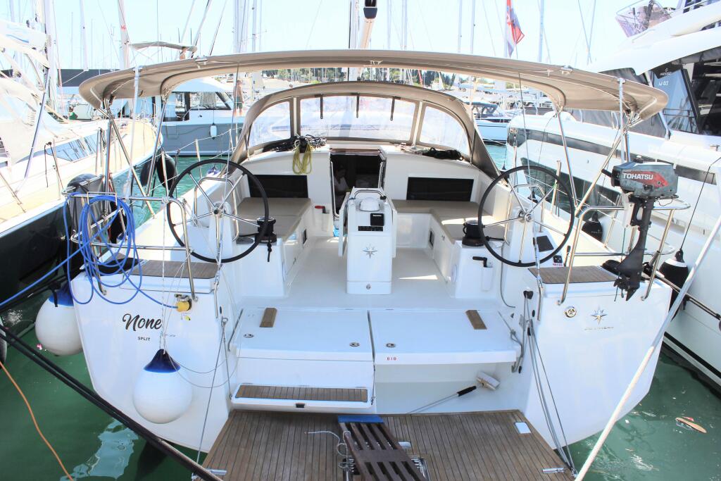 Sun Odyssey 490 None
