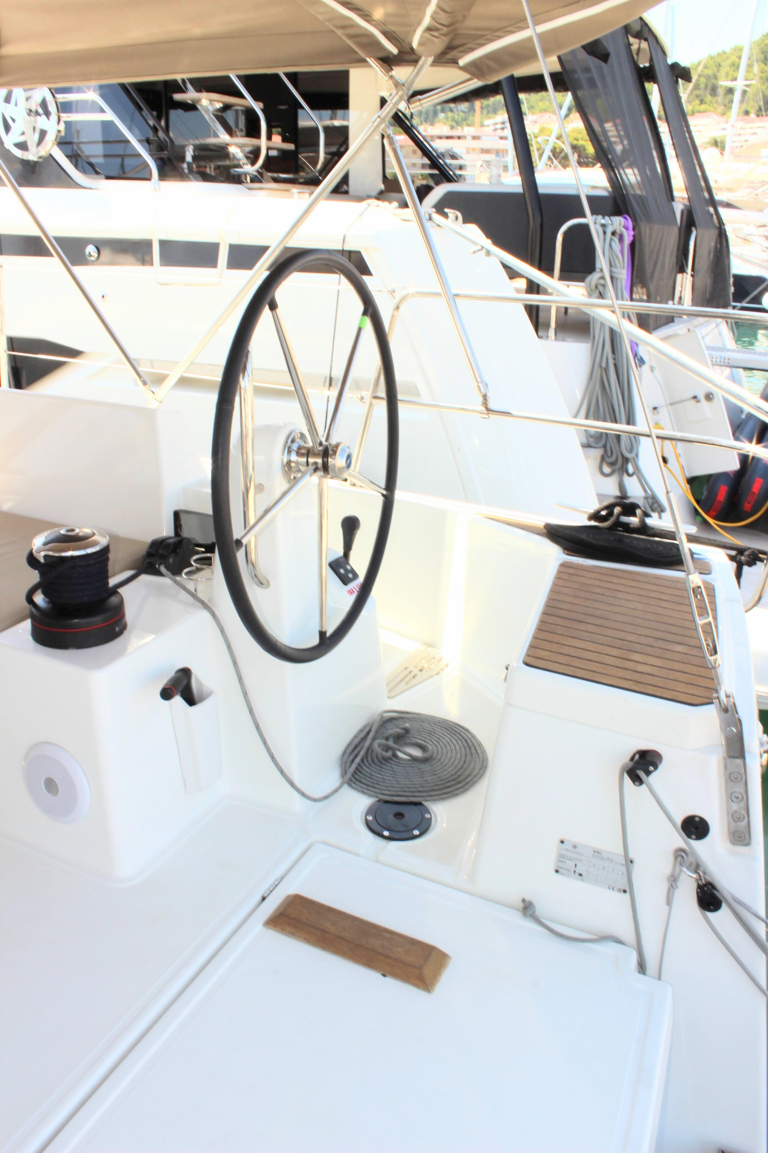Sun Odyssey 490 None