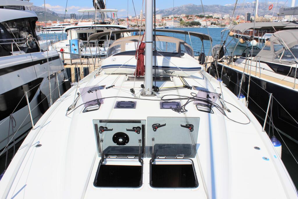 Sun Odyssey 490 None