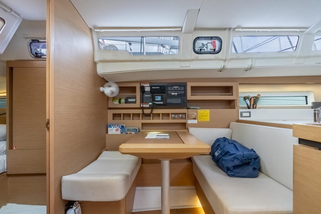 Sun Odyssey 490 After Physics