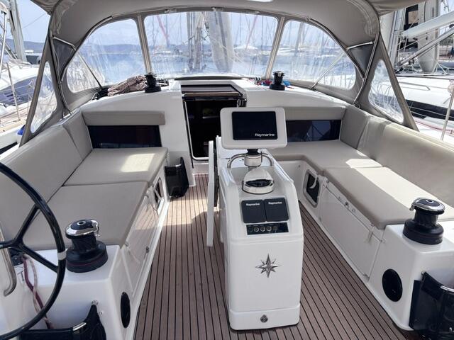 Sun Odyssey 490 Avra