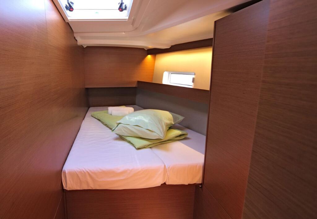 Sun Odyssey 490 Avra