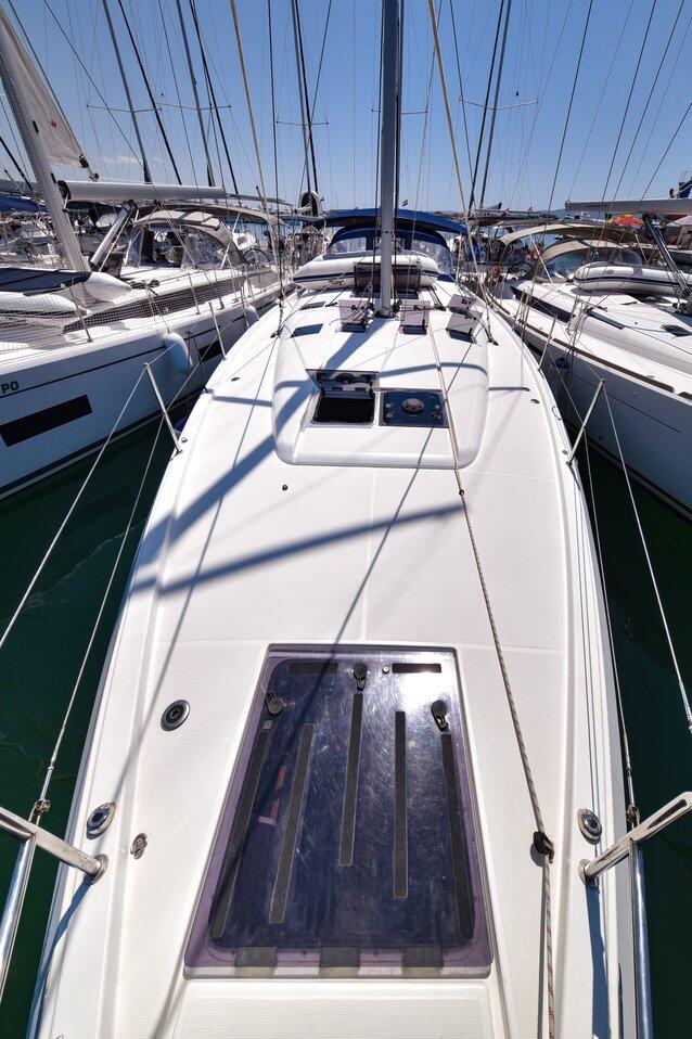 Sun Odyssey 490 Swannabe