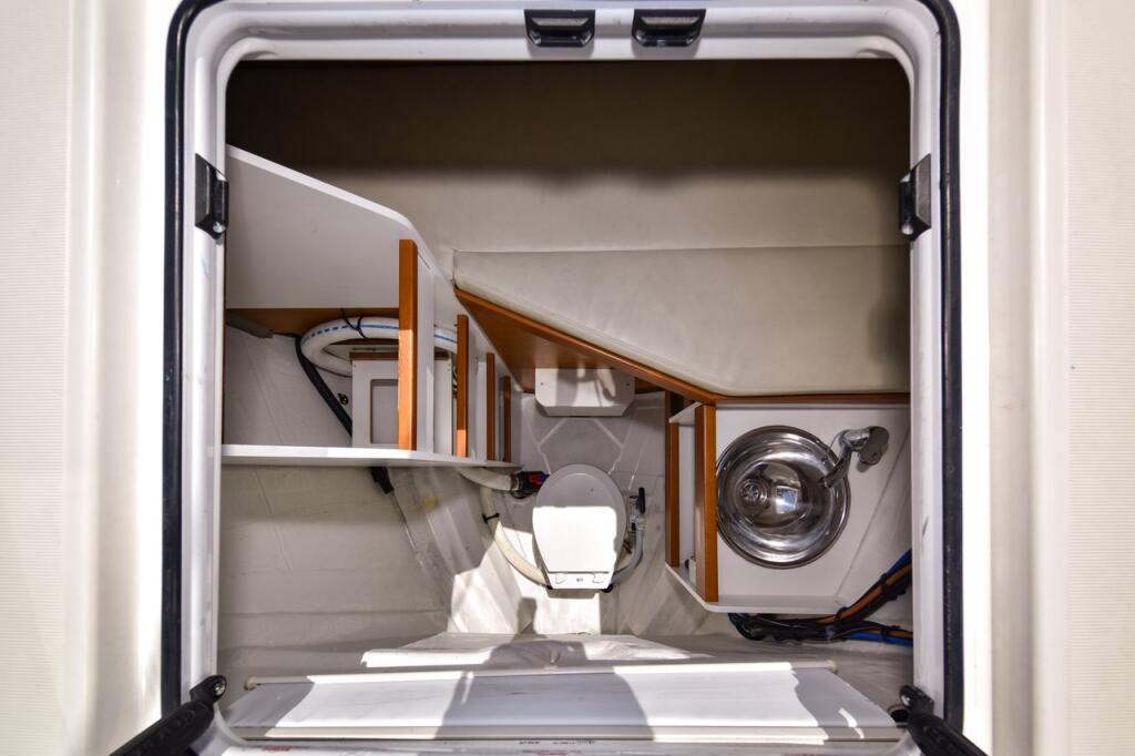 Sun Odyssey 490 Swannabe