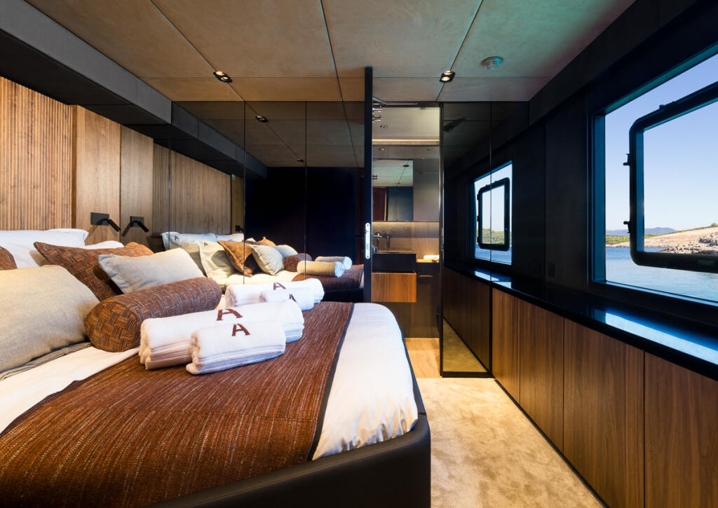 Sunreef 70 Power Amber One