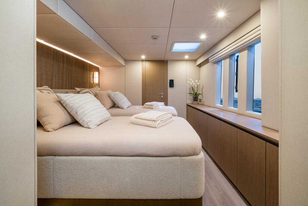 Sunreef 70 Midori