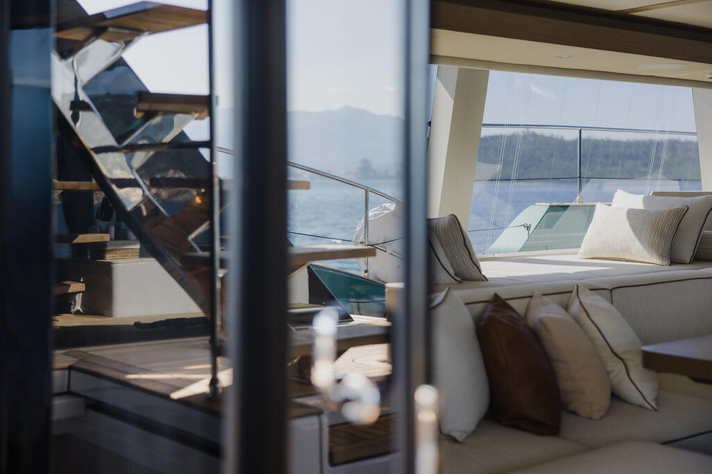 Sunreef 70 Midori