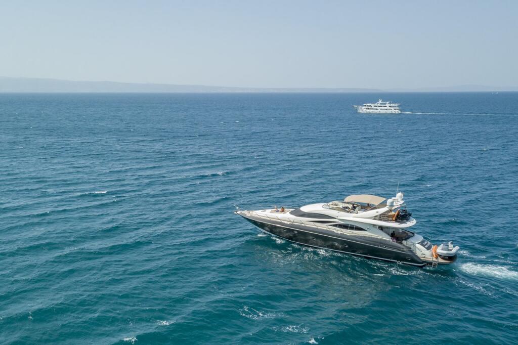 Sunseeker Manhattan 84 Skywater