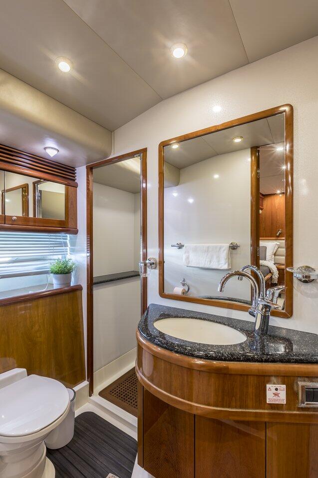 Sunseeker Manhattan 84 Skywater